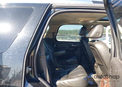 2007 GMC Yukon Denali z USA, uszkodzony, nr VIN 1GKFK63877J402230